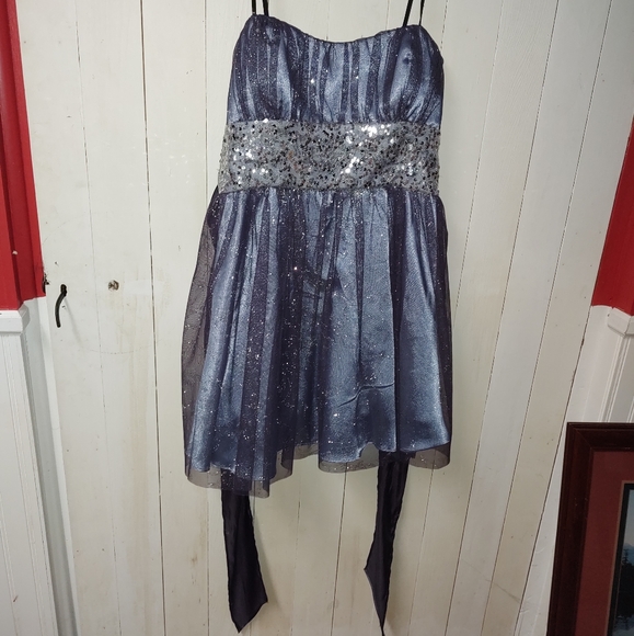 Masquerade Dresses & Skirts - Masquerade strapless dress